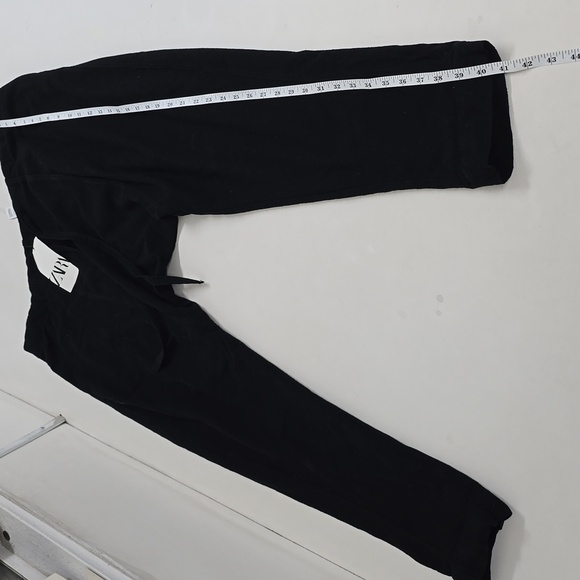 Zara Black Sweatpants Comfortable Joggers - Picture 2 of 11